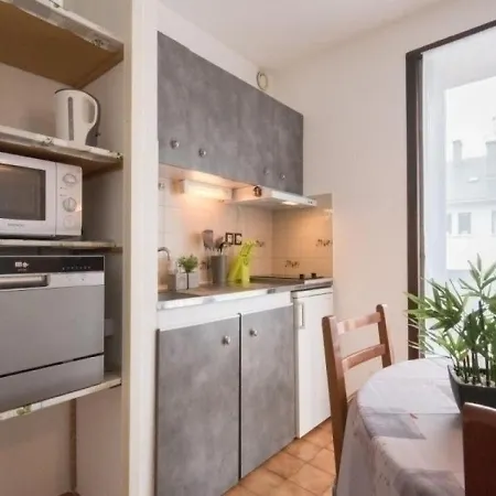 Appartement A Bourisp Pour 4 Personnes Avec Parking Et Casier A Skis - Fr-1-296-270 *